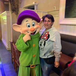 Meet your Posher, Denise